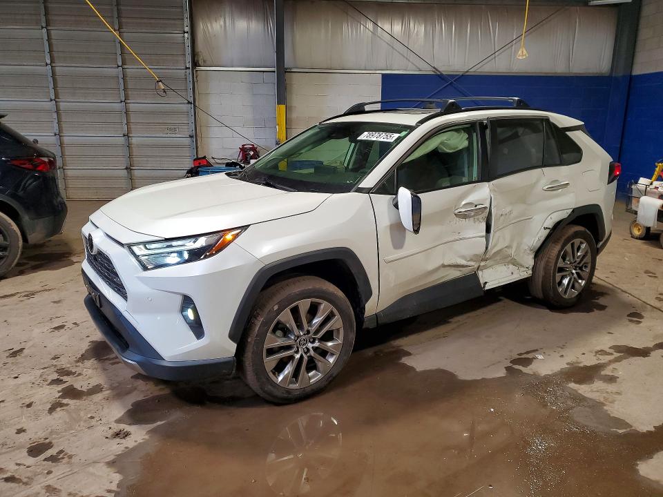 2022 TOYOTA RAV4 — VIN JTMN1RFV8ND086202