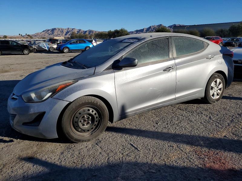 2016 HYUNDAI ELANTRA SE — VIN 5NPDH4AE4GH696578