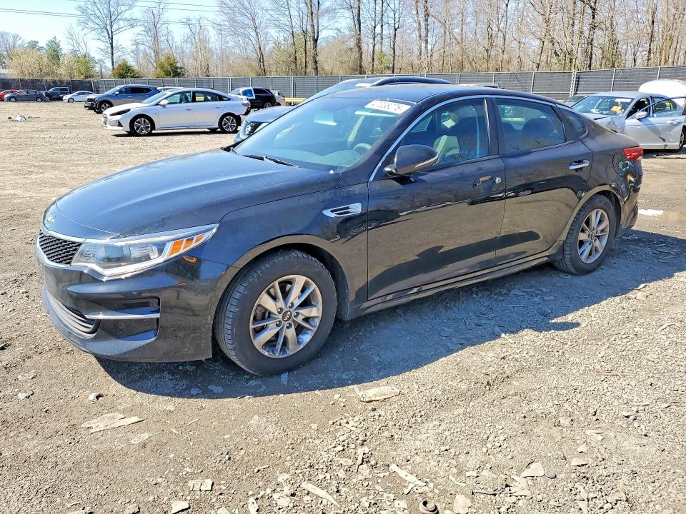 2018 KIA OPTIMA — VIN 5XXGT4L38JG201616