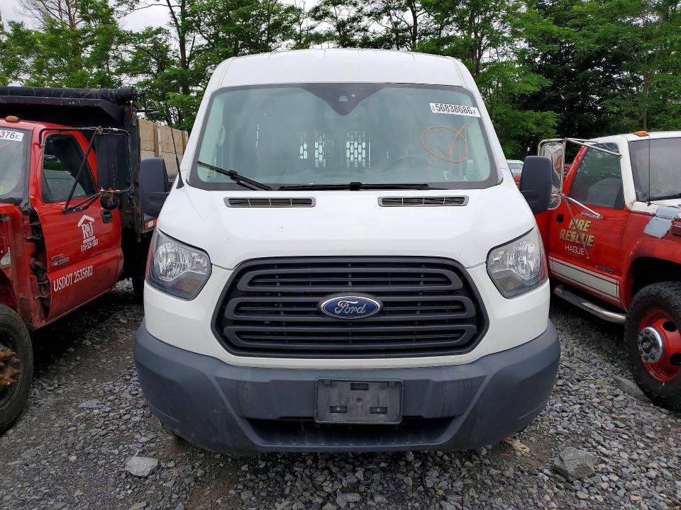 1FTYR2CM7JKA25339