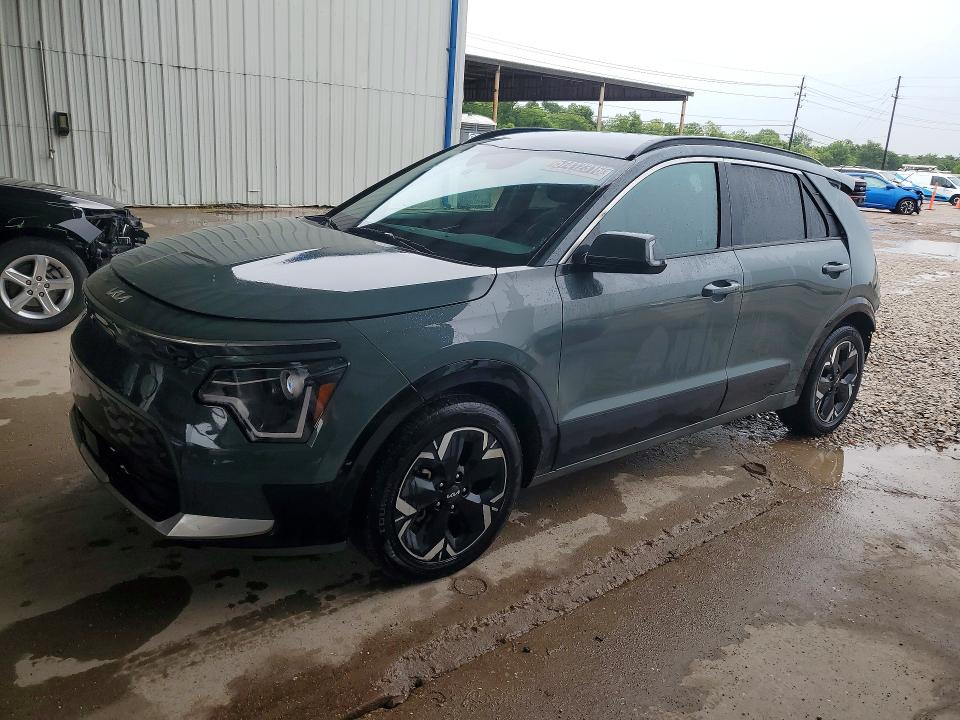 KNDCR3L18R5090457