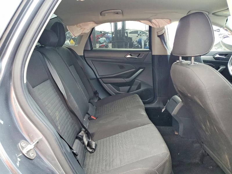 3VW5M7BU2RM050456