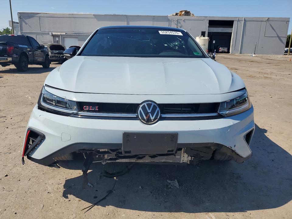 3VW2M7BU8TM019061
