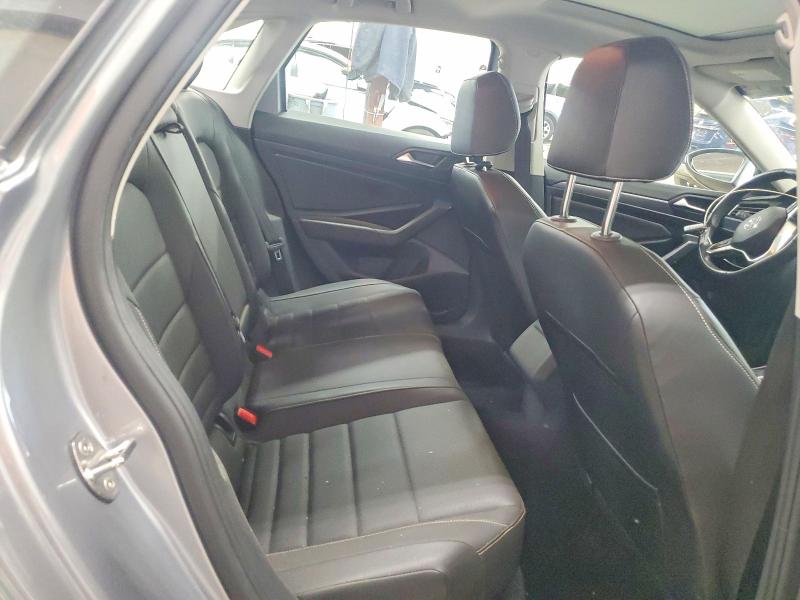 3VW7M7BU6RM069987