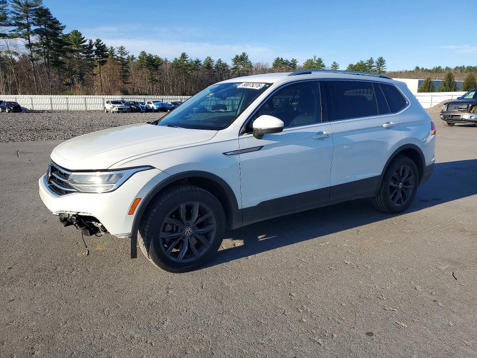 3VV2B7AX6NM038992