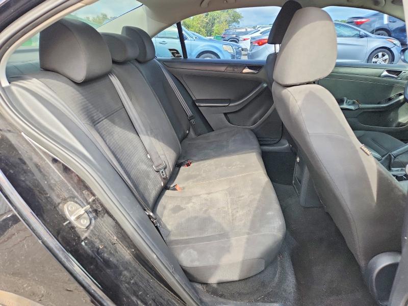 3VW167AJ2GM378019