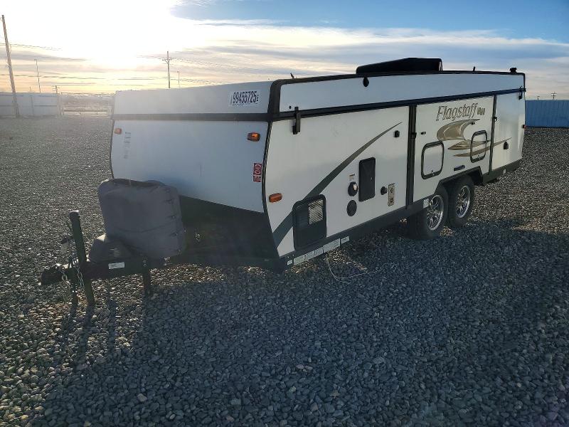 4X4CFS720GD175389