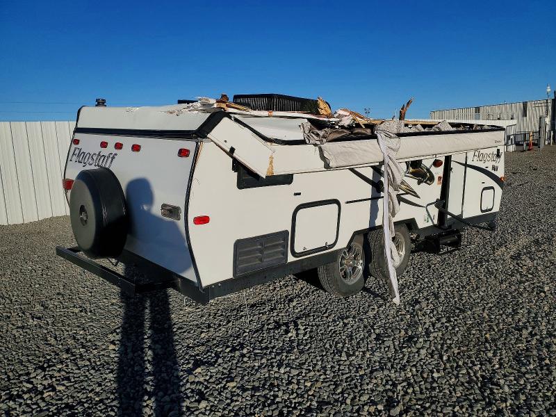 4X4CFS720GD175389
