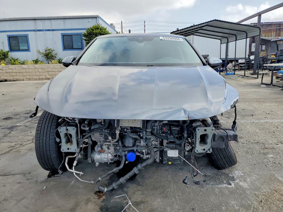 3VW5M7BU2RM050456