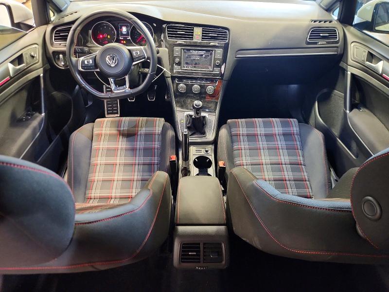 3VW5T7AU6LM006374