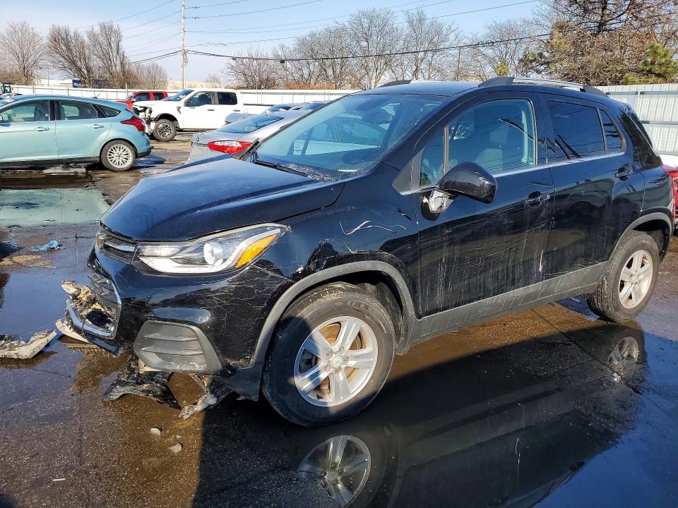 2017 CHEVROLET TRAX — VIN 3GNCJPSB8HL272318