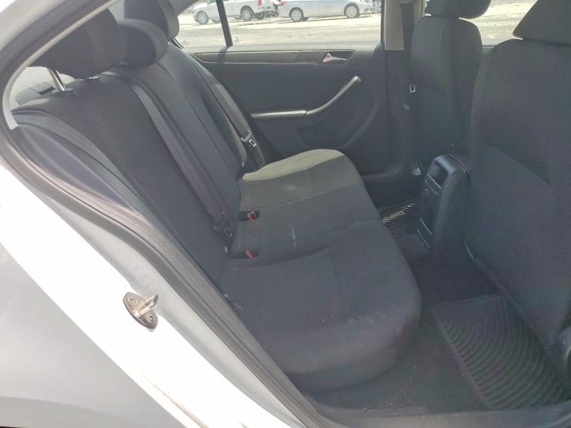 3VW267AJ5GM386958