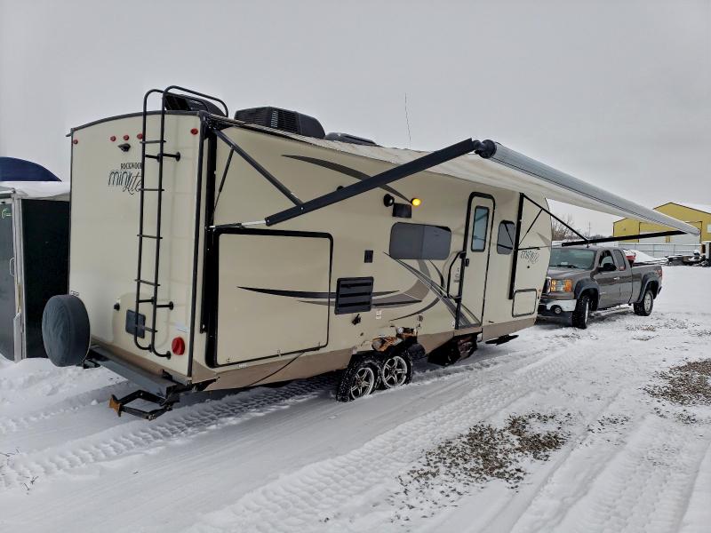 4X4TRLA20KZ158075