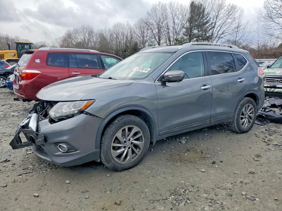 2015 NISSAN ROGUE — VIN 5N1AT2MV4FC824857