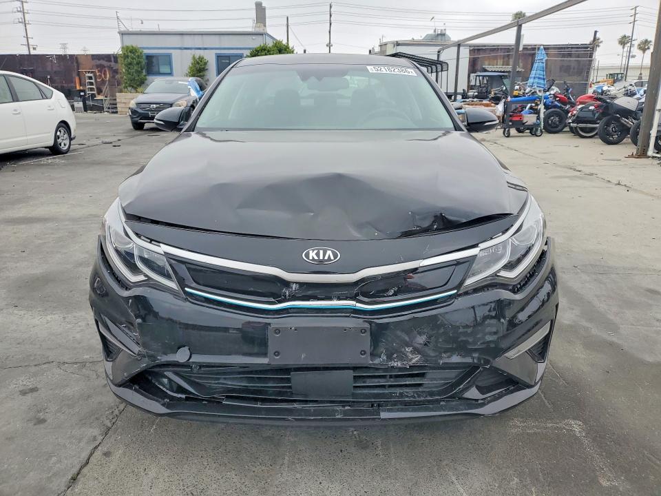 KNAGV4LD6L5037015