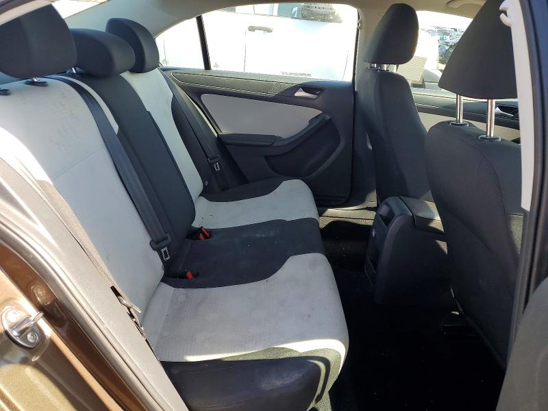 3VW1K7AJ3FM320186