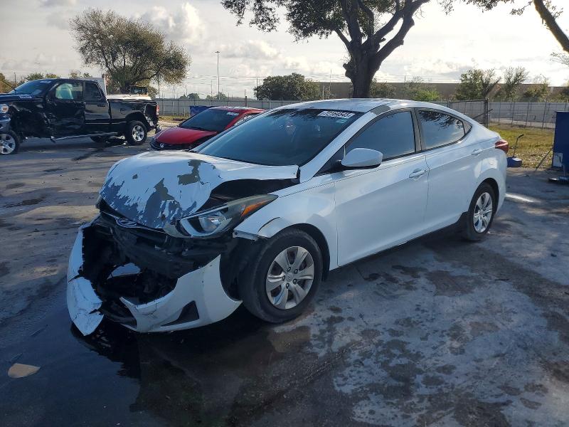 2016 HYUNDAI ELANTRA SE — VIN 5NPDH4AE0GH720102