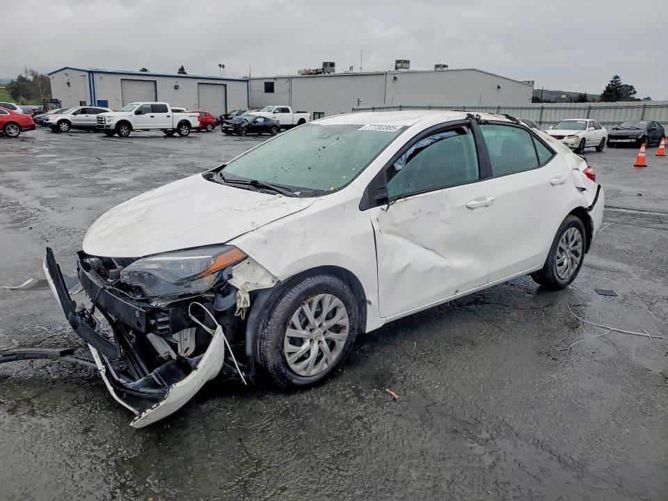 2019 TOYOTA COROLLA — VIN 2T1BURHE8KC196327
