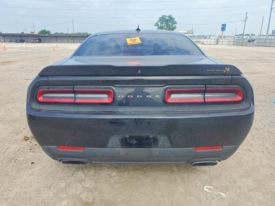2C3CDZFJ8NH108699