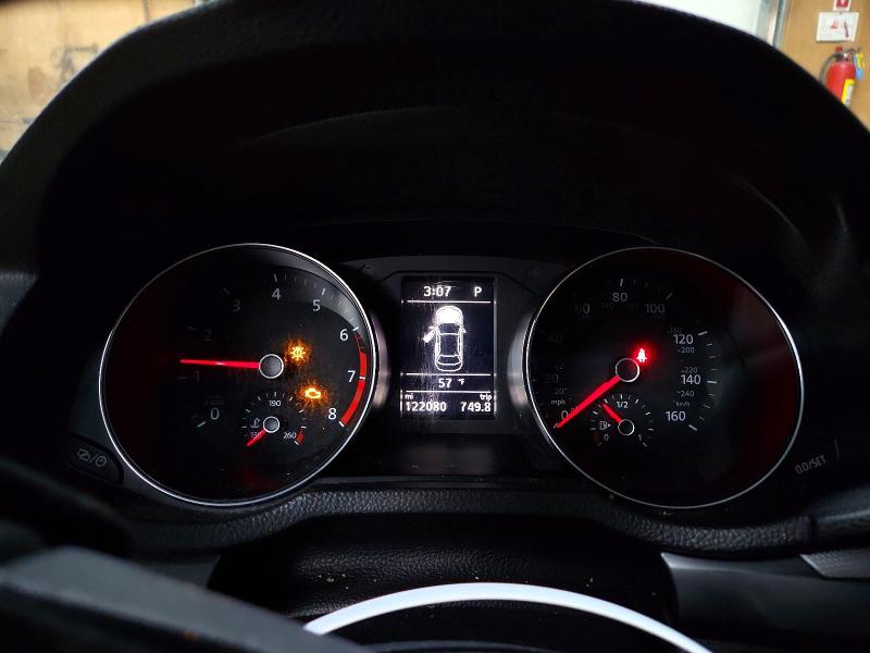 1VWDT7A32HC012748