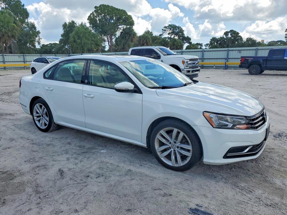 1VWLA7A34KC005602