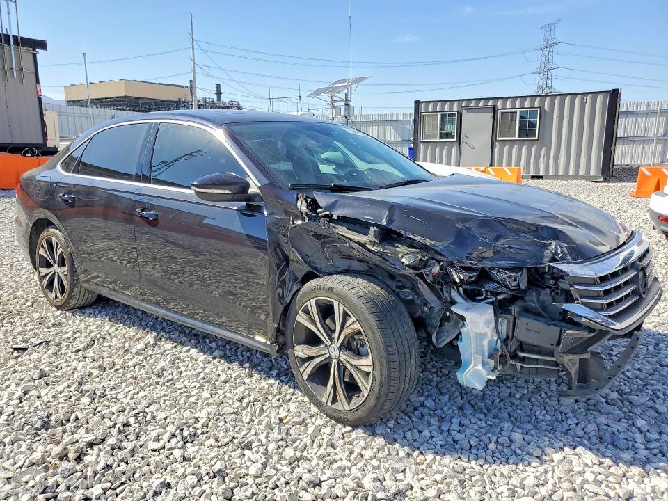 1VWSA7A39NC008902