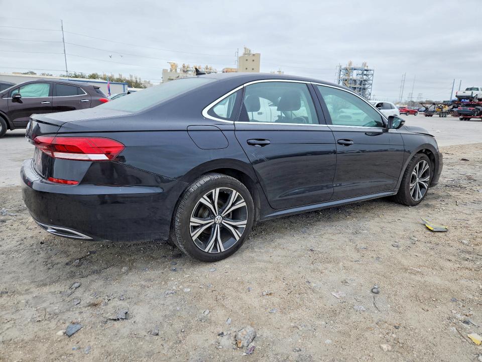 1VWSA7A32MC003717