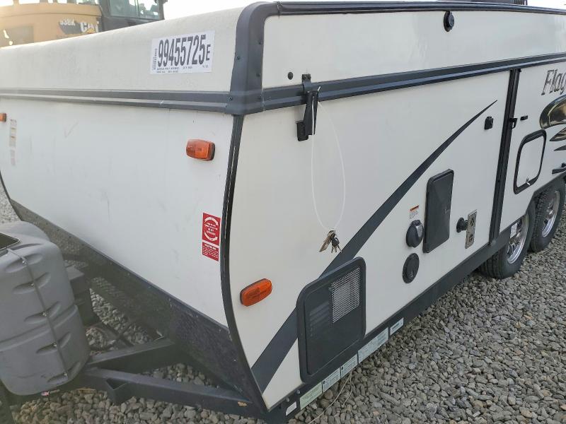 4X4CFS720GD175389
