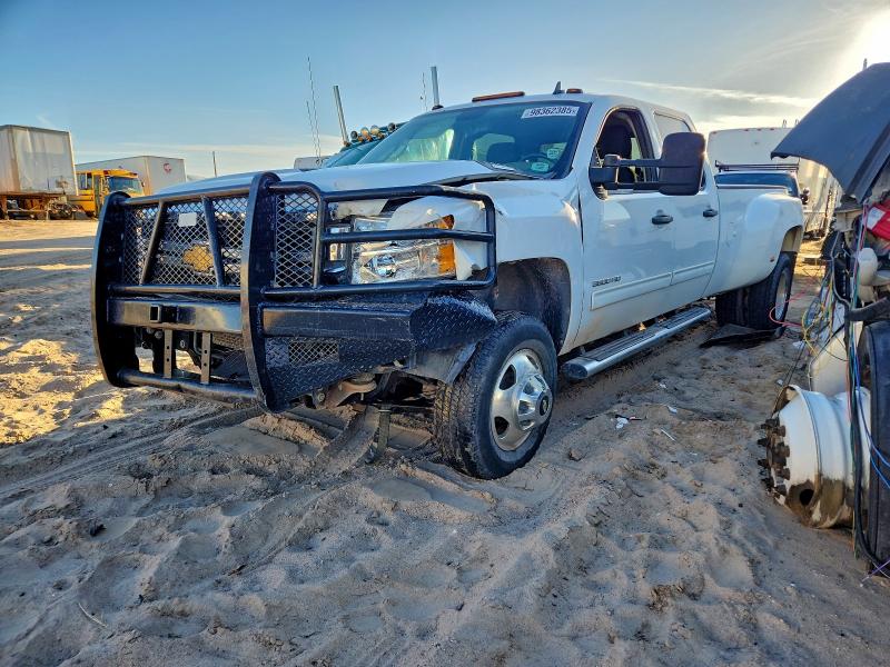 2014 CHEV SILVERADO 3500 HD LT — VIN 1GC4K0C86EF132567