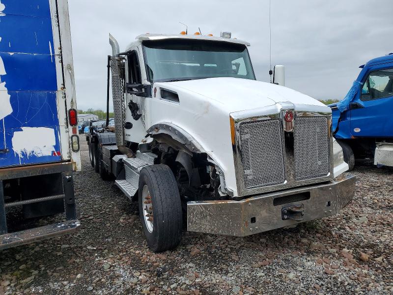 2022 KENWORTH T8 SERIES — VIN 1NKZX4TX1NJ494131