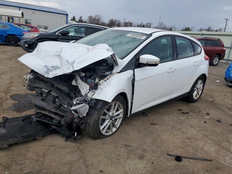 2017 FORD FOCUS — VIN 1FADP3K25HL201132