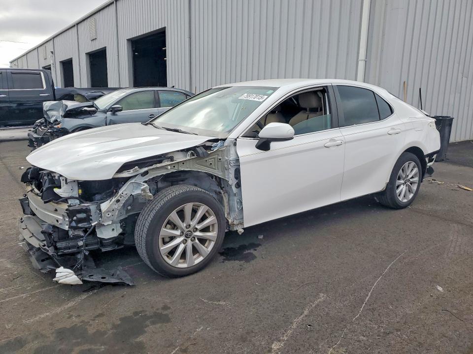 2020 TOYOTA CAMRY — VIN 4T1C11AK2LU895628