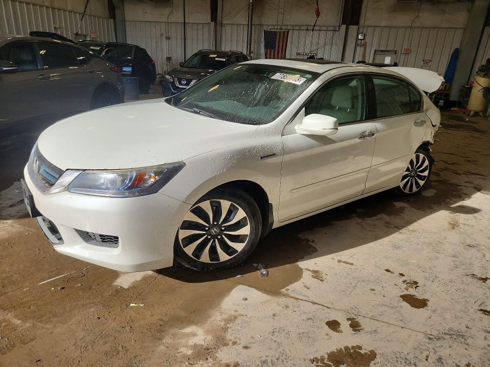 2015 HONDA ACCORD — VIN 1HGCR6F70FA011773