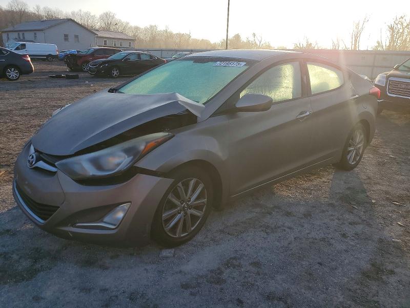 2015 HYUNDAI ELANTRA SE — VIN 5NPDH4AE5FH620673