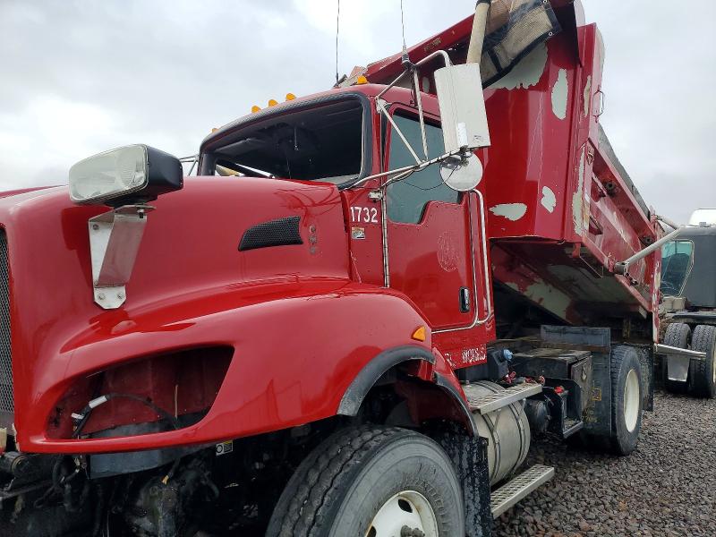 1NKBHJ8X4GR104584