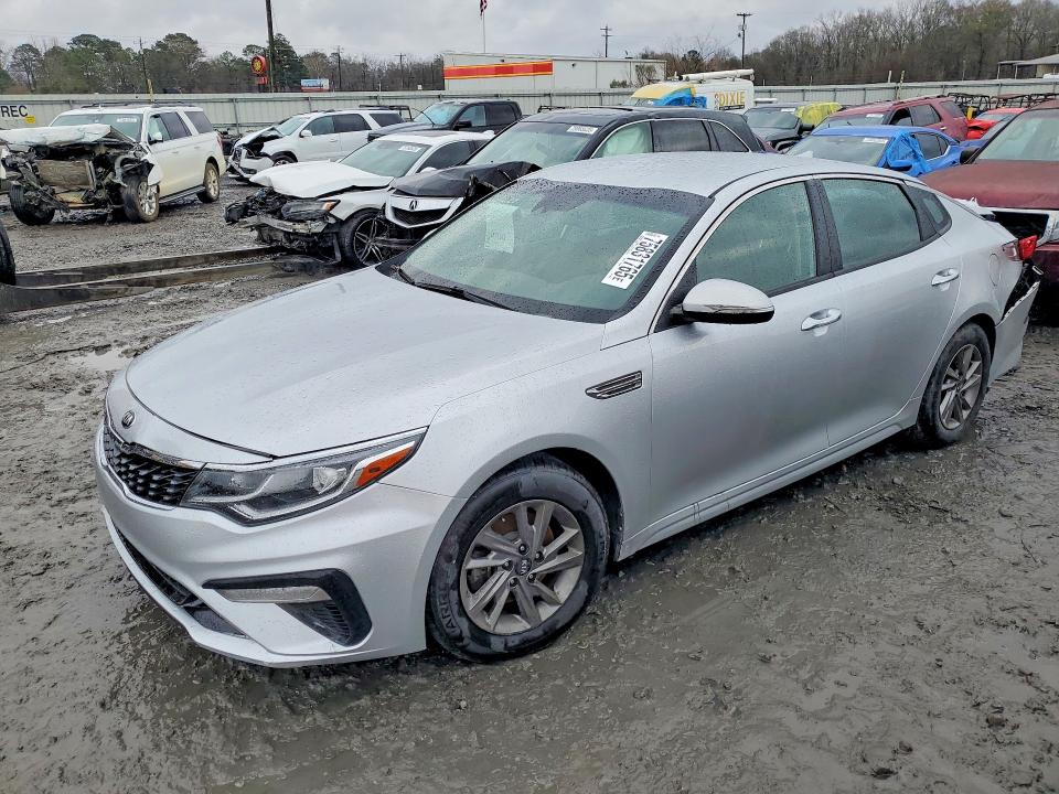 2019 KIA OPTIMA — VIN 5XXGT4L31KG298739