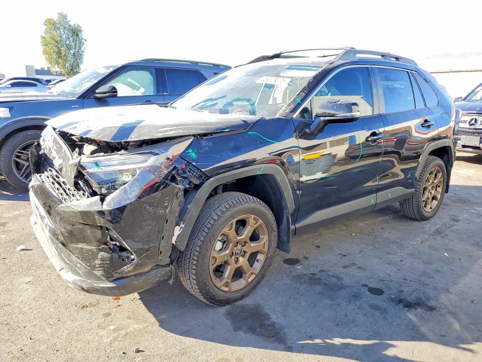 2024 TOYOTA RAV4 HYBRID — VIN 2T3UWRFV1RW200708