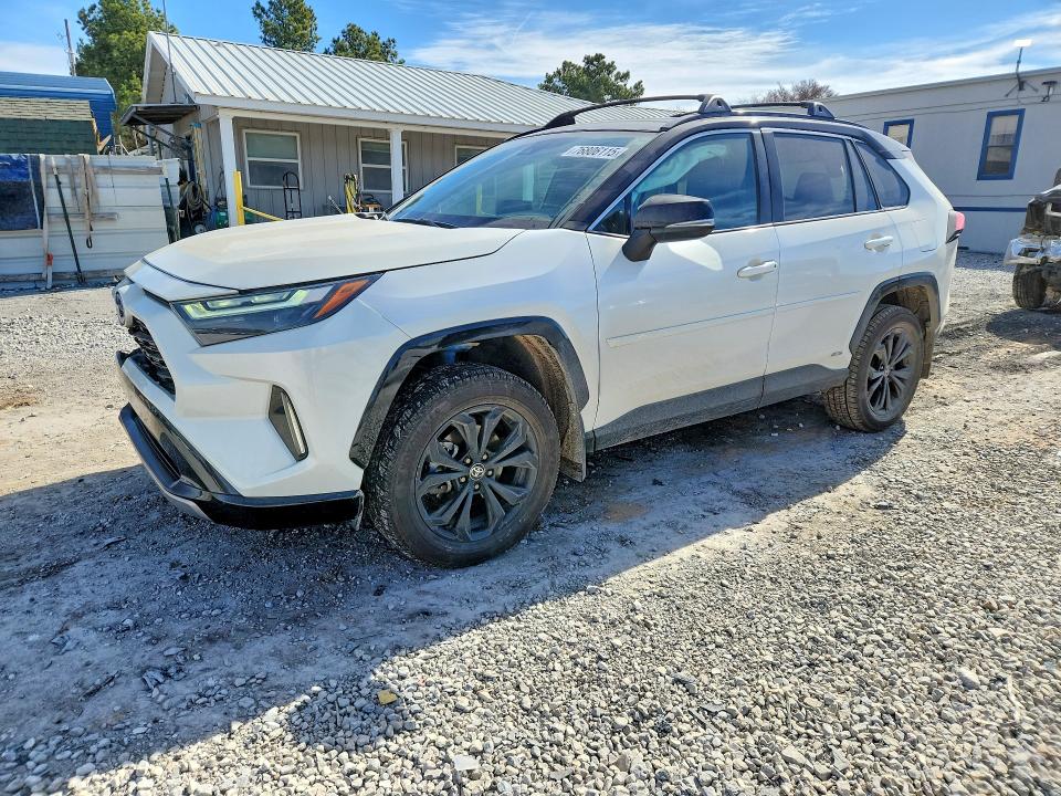 2022 TOYOTA RAV4 HYBRID — VIN 2T3E6RFV9NW033142