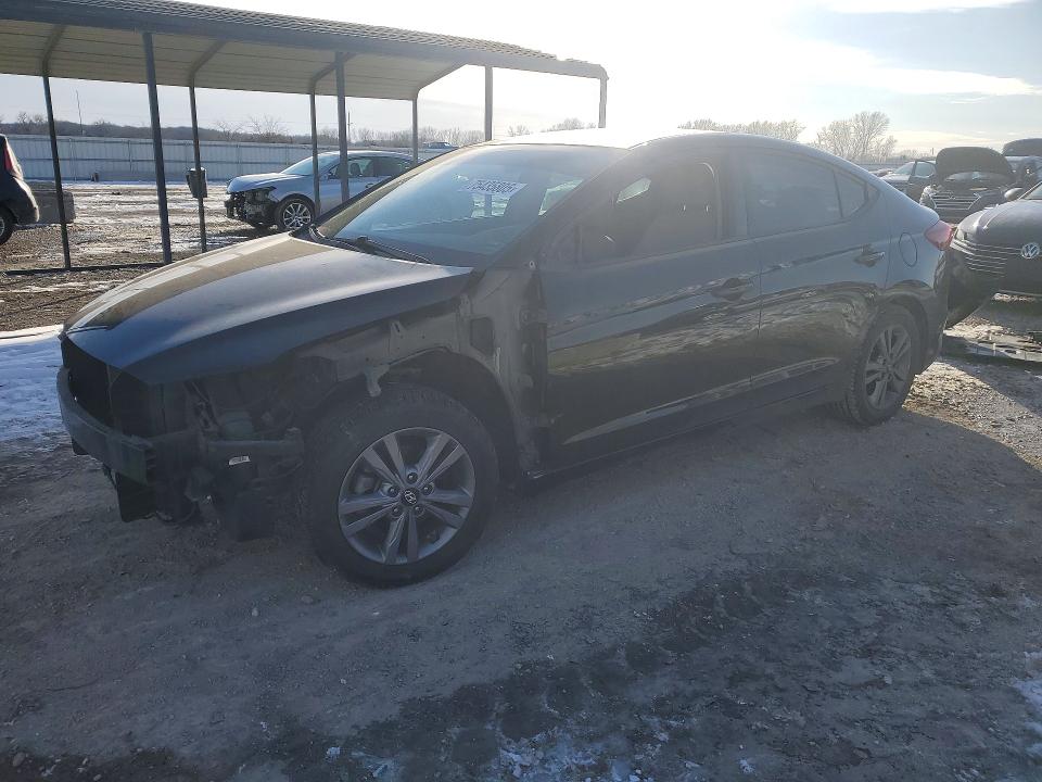 2017 HYUNDAI ELANTRA — VIN 5NPD84LF5HH189132