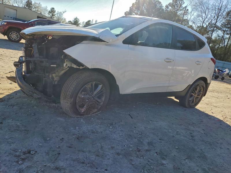 2015 HYUNDAI TUCSON — VIN KM8JT3AF1FU010257