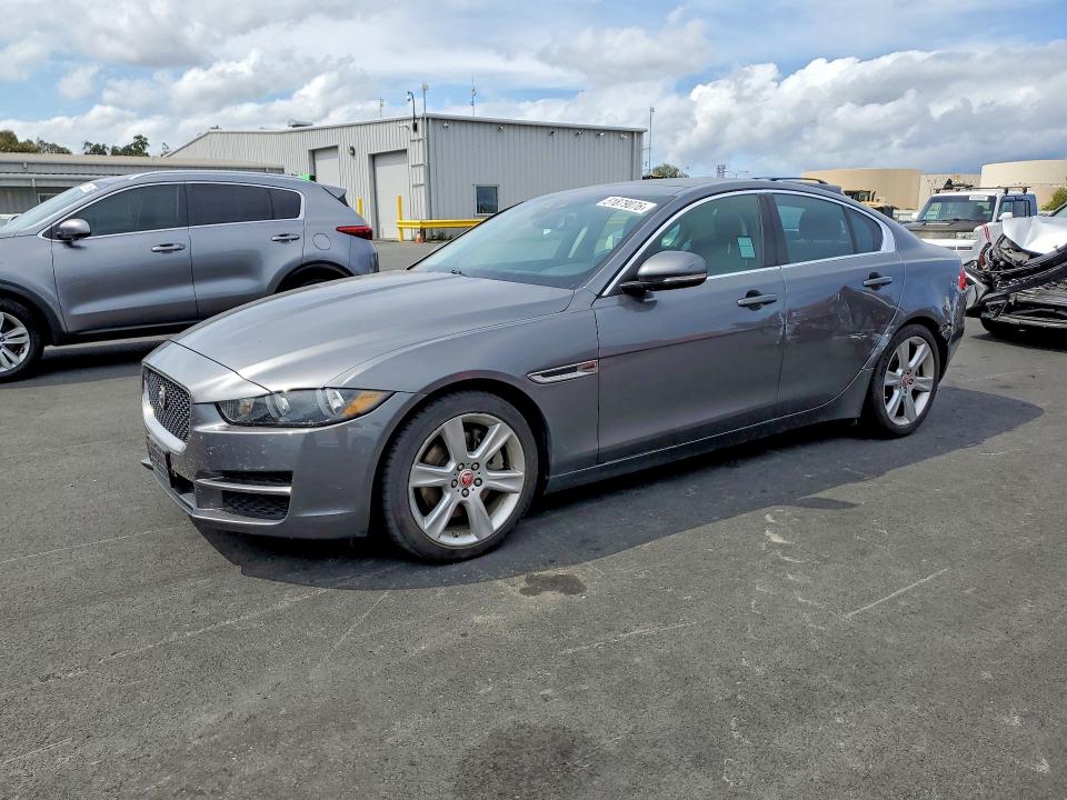 2017 JAGUAR XE — VIN SAJAE4BGXHA963759