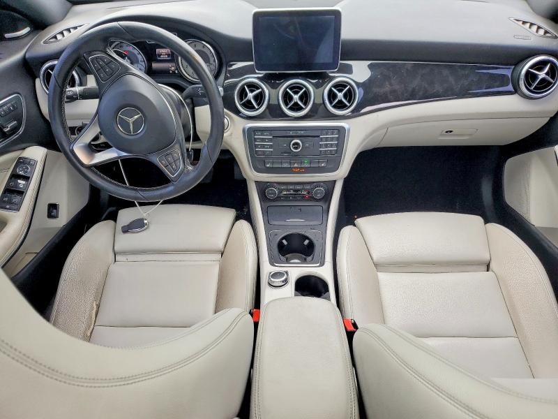 WDDSJ4EB5GN335569