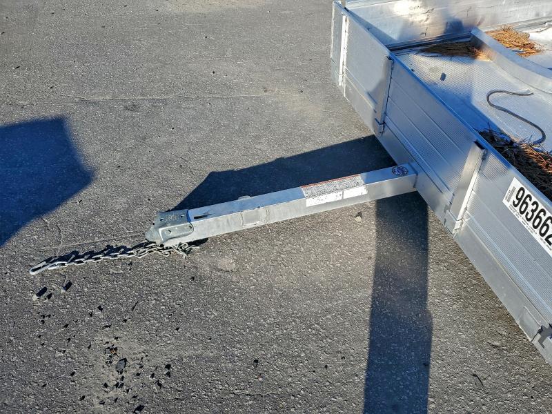 1YGUS1413LB211725