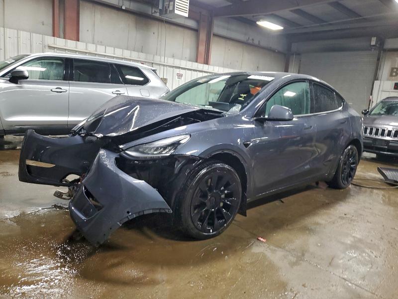 2022 TESLA MODEL Y — VIN 7SAYGDEE4NA016429