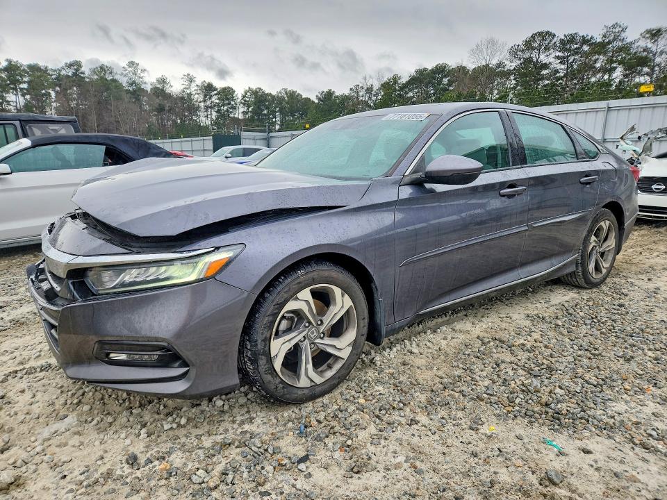 2018 HONDA ACCORD — VIN 1HGCV1F50JA009401