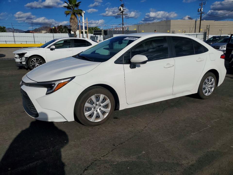 2024 TOYOTA COROLLA — VIN JTDBCMFE9R3041376