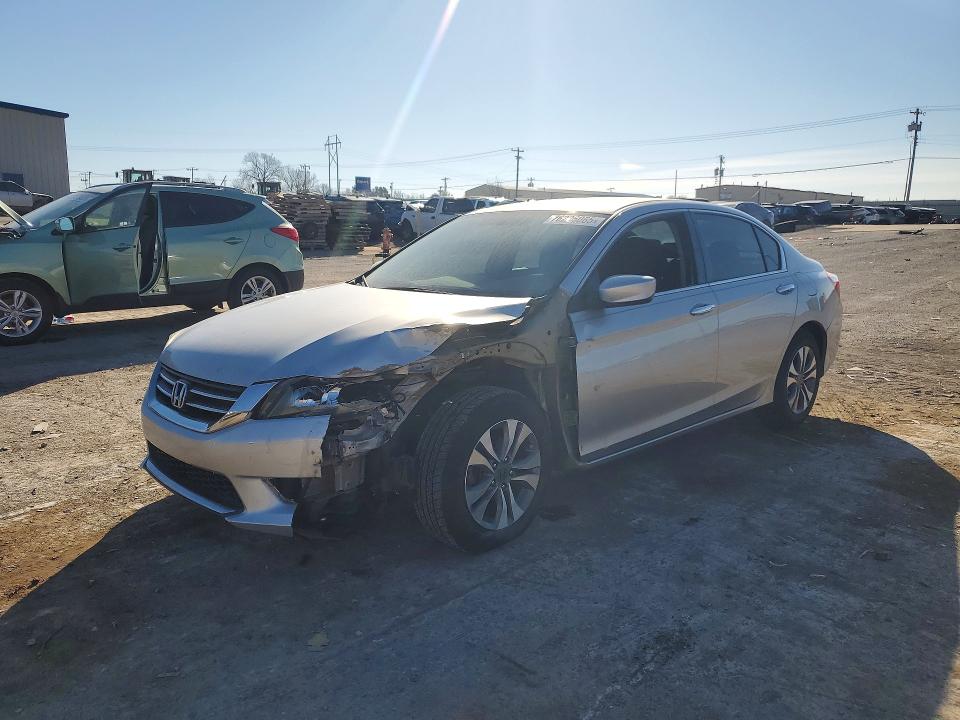 2015 HONDA ACCORD — VIN 1HGCR2F35FA193198