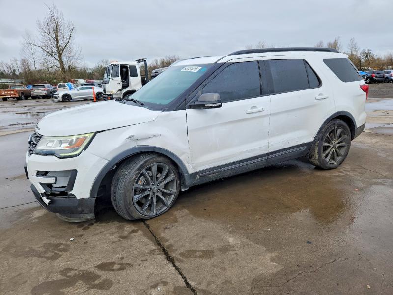 2017 FORD EXPLORER — VIN 1FM5K7D89HGB91828