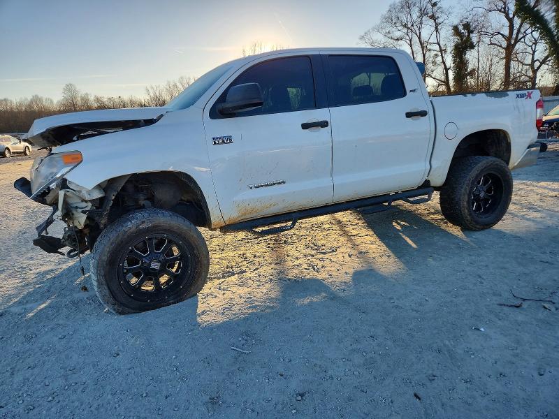 2015 TOYOTA TUNDRA — VIN 5TFDW5F15FX447596