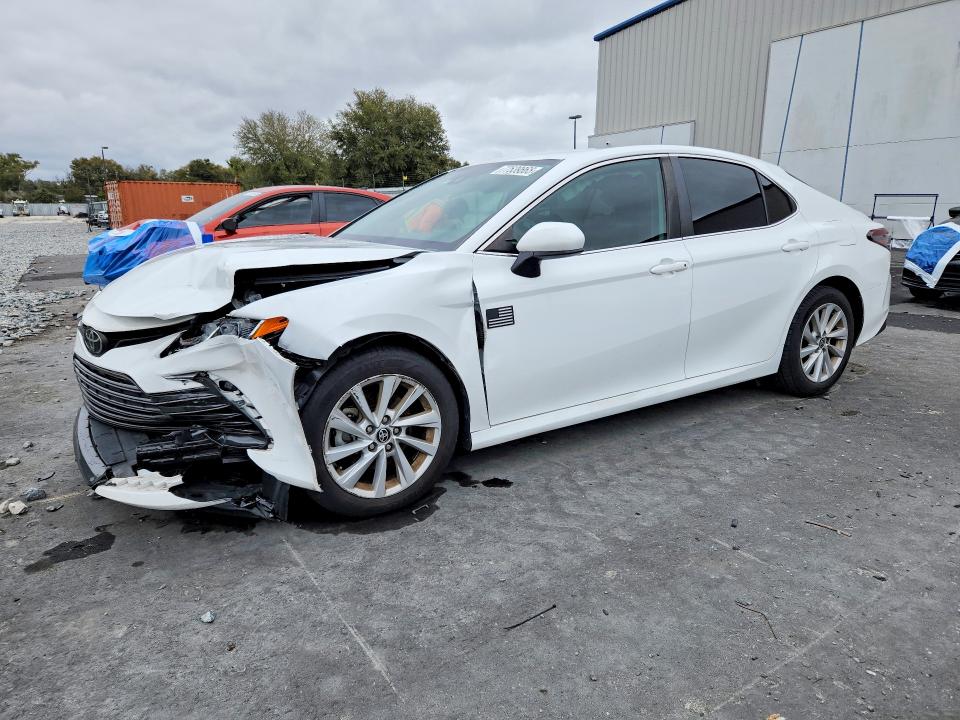 2022 TOYOTA CAMRY — VIN 4T1C11AK7NU066430